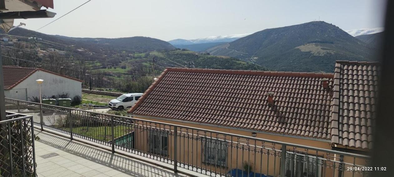 La Pasailla De Gredos Guest House Navacepeda de Tormes ภายนอก รูปภาพ