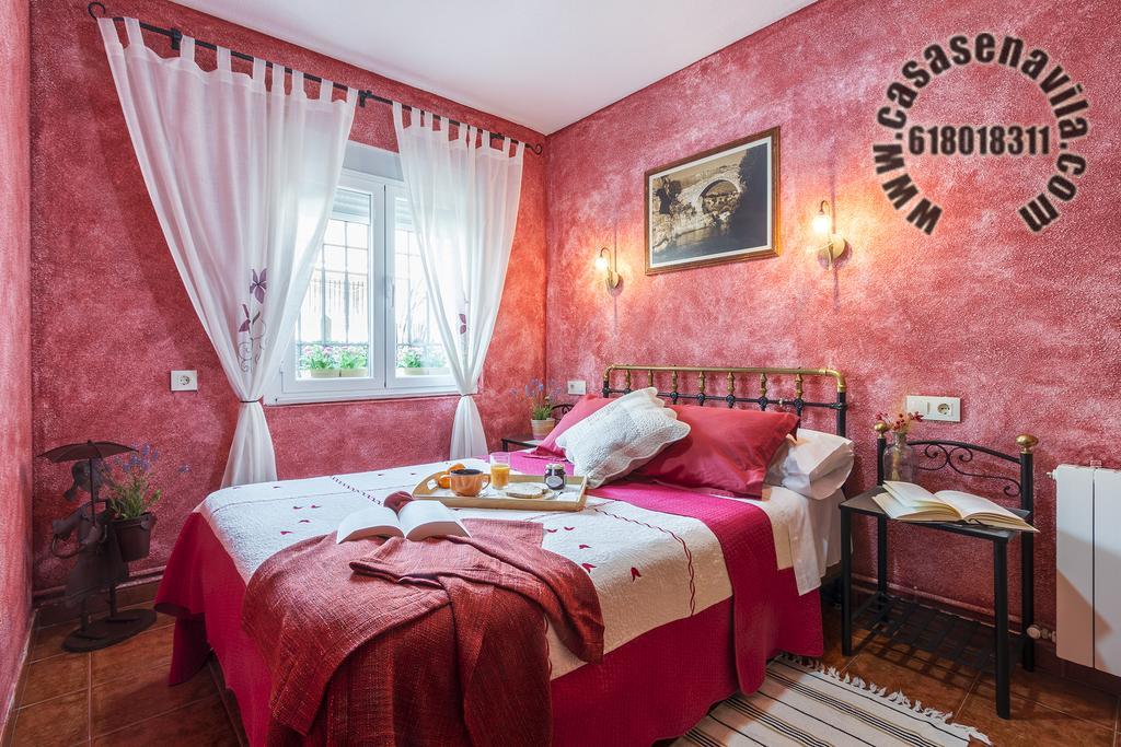 La Pasailla De Gredos Guest House Navacepeda de Tormes ภายนอก รูปภาพ